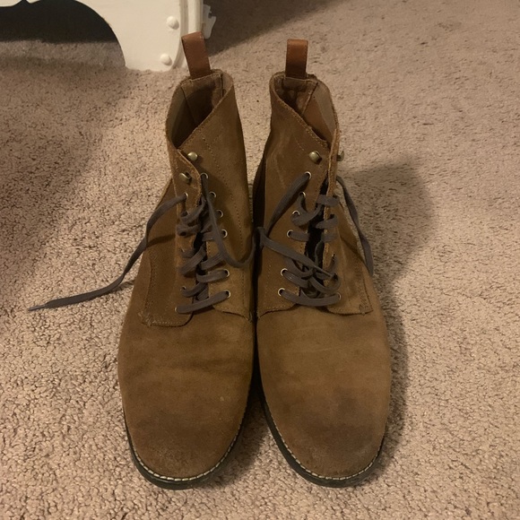 Cole Haan leather boots. Comfortable and stylish. - Picture 3 of 4